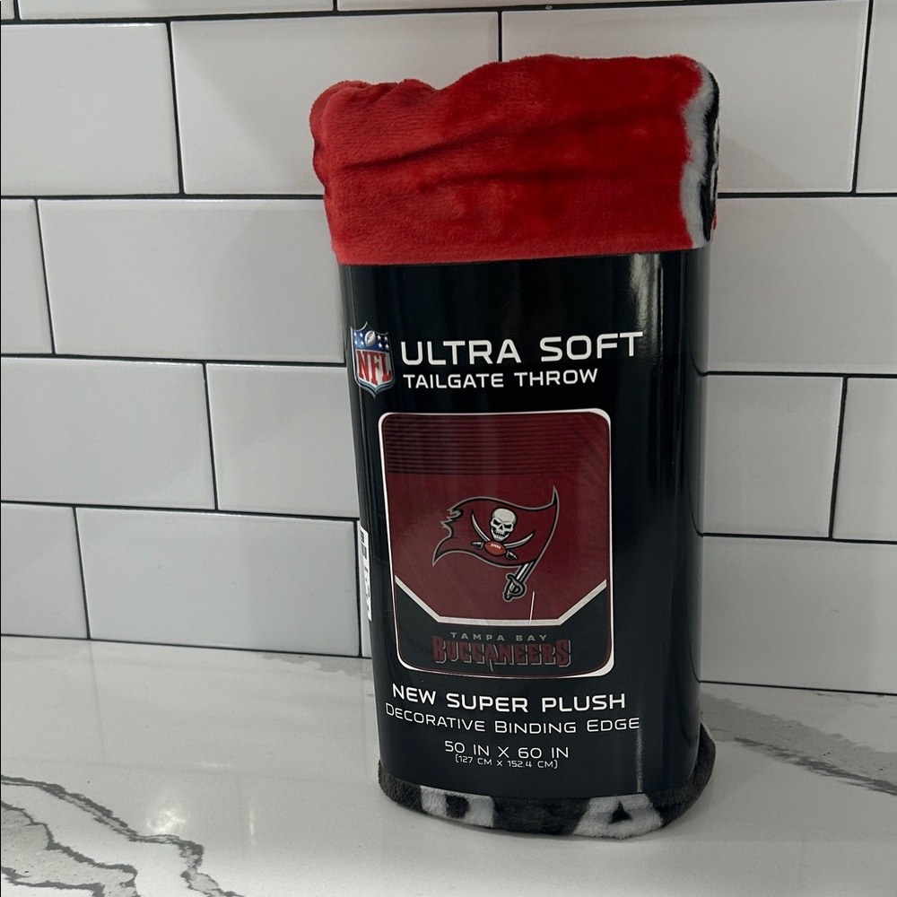 NFL Tampa Bay Buccaneers Throw Blanket